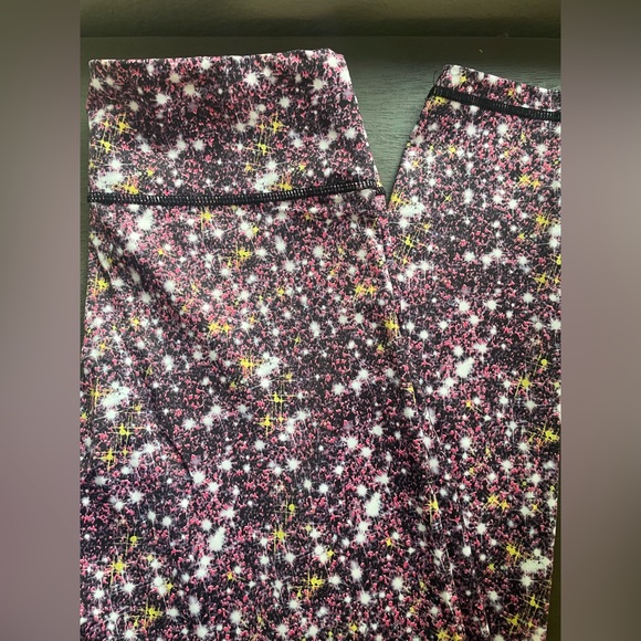 CompressionZ Women’s high waisted compression leggings - Picture 2 of 2